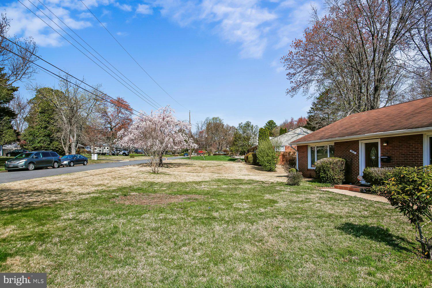 3610 Parklane Road Fairfax, VA 22030 - Photo 6 of 55 a view of a house with a yard
