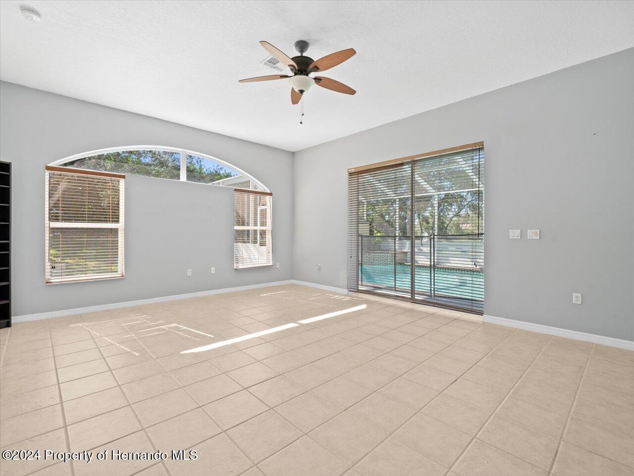 10307 Ridge Top Loop Spring Hill, FL 34613 - Photo 23 of 50 23-Family Room
