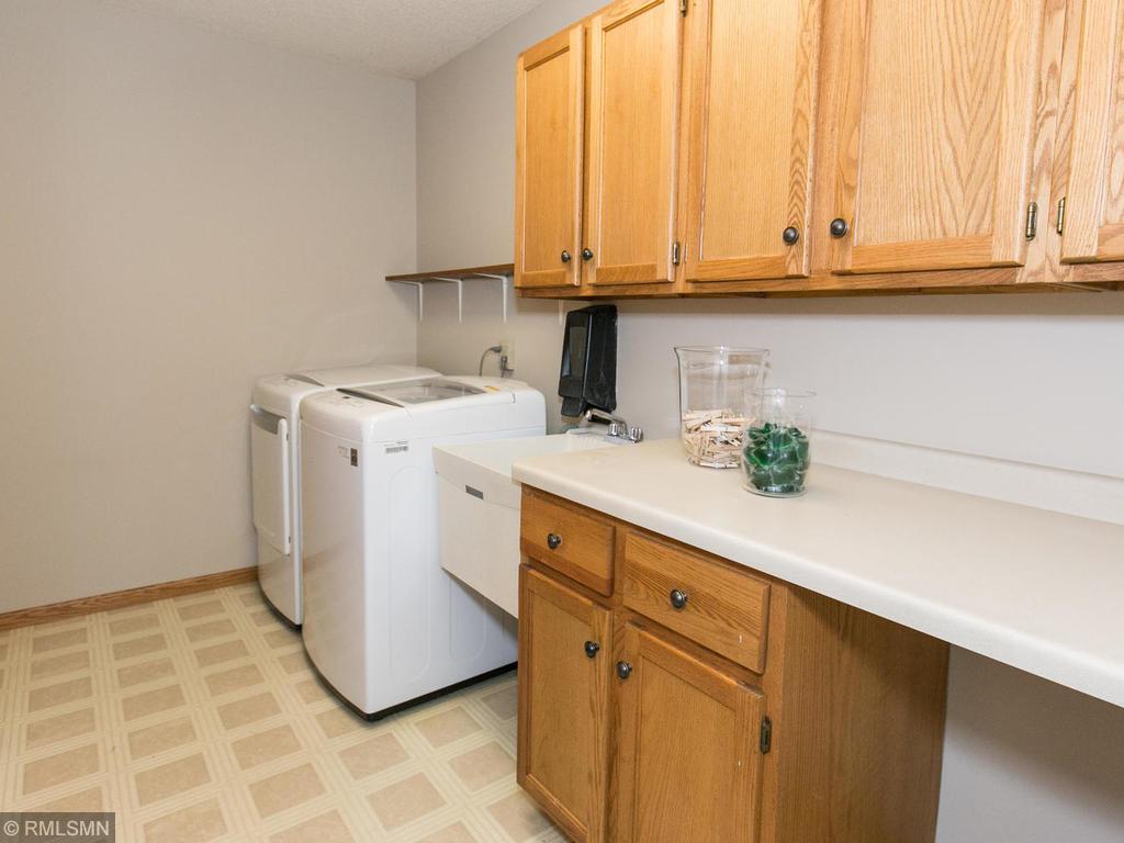 219 Wewers Road Roseville, MN 55113 - Photo 15 of 24 Gallery Image 15