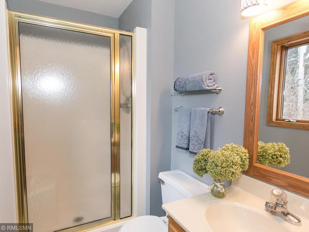219 Wewers Road Roseville, MN 55113 - Photo 18 of 24 Gallery Image 18