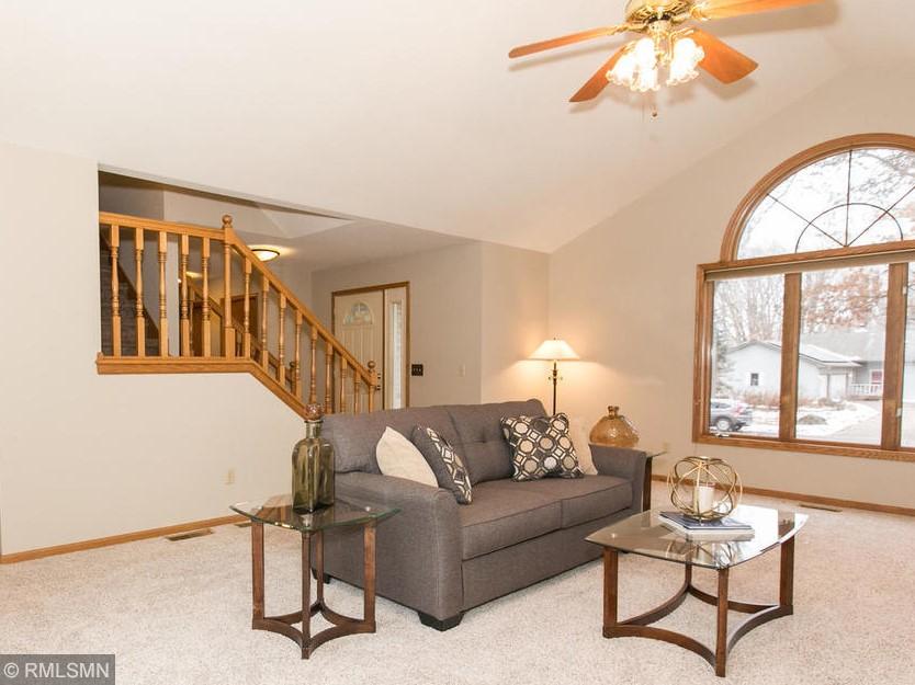 219 Wewers Road Roseville, MN 55113 - Photo 4 of 24 Gallery Image 4