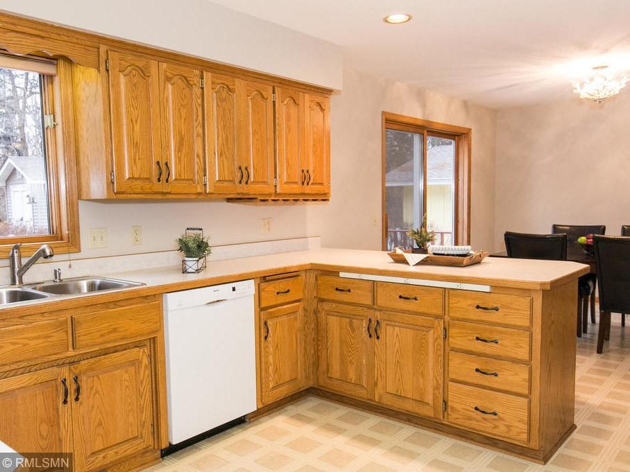 219 Wewers Road Roseville, MN 55113 - Photo 9 of 24 Gallery Image 9