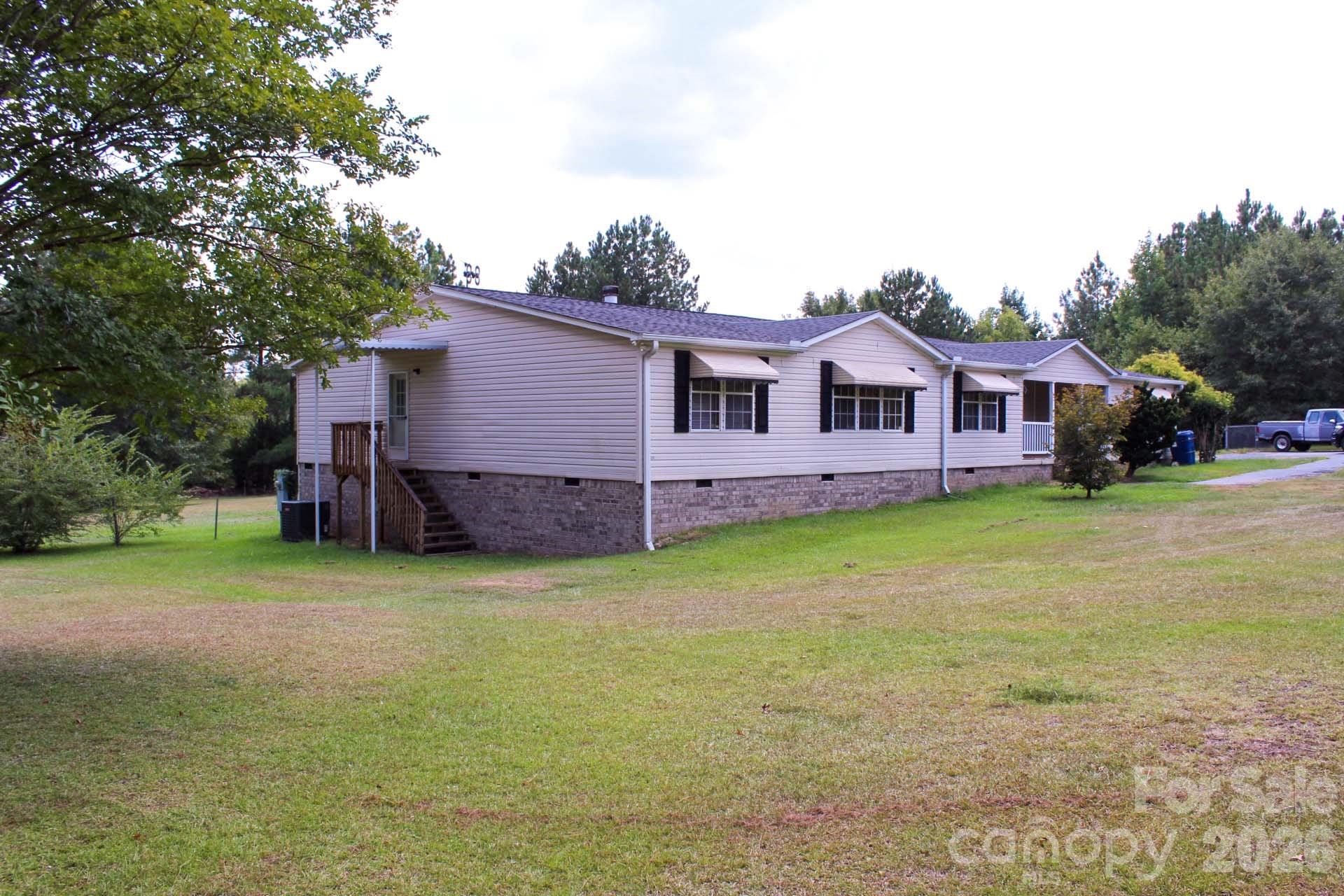 4171 Old Hills Bridge Road Enoree, SC 29335 - Photo 4 of 39 Gallery Image 4