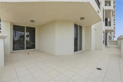 $1,500,000 | 5051 Pelican Colony Boulevard, Unit 301, Bonita Springs, FL 34134