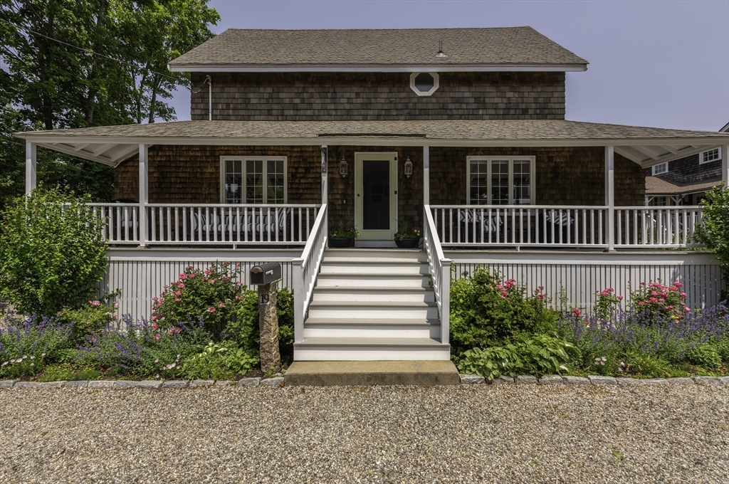 19 Old Garden Road Rockport, MA 01966 - Photo 3 of 42 front view of a house