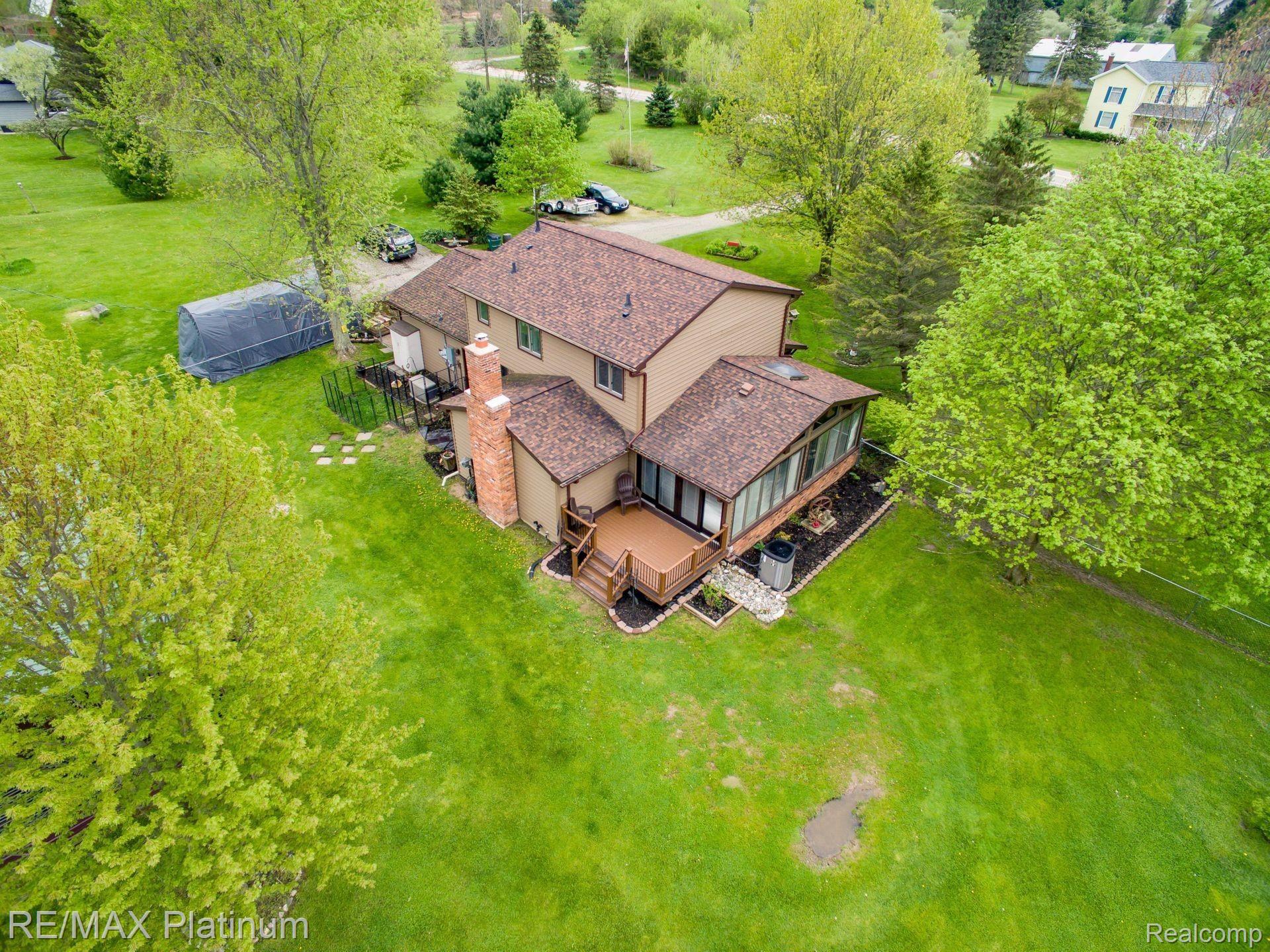 4774 West Coon Lake Road Howell, MI 48843 - Photo 33 of 36 34.jpg