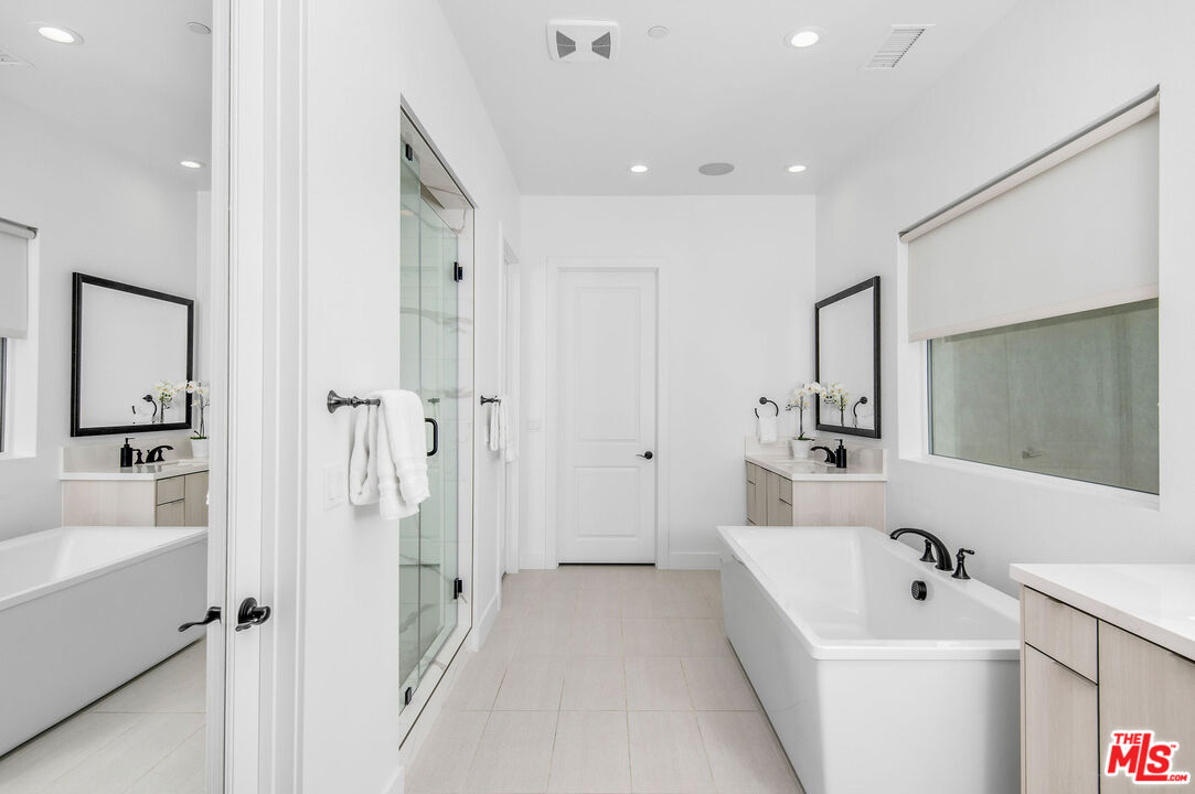 20601 Overlook Court Porter Ranch, CA 91326 - Photo 20 of 40