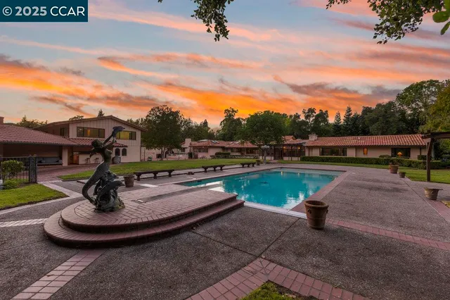 $6,250,000 | 940 Reliez Station Lane, Lafayette, CA 94549