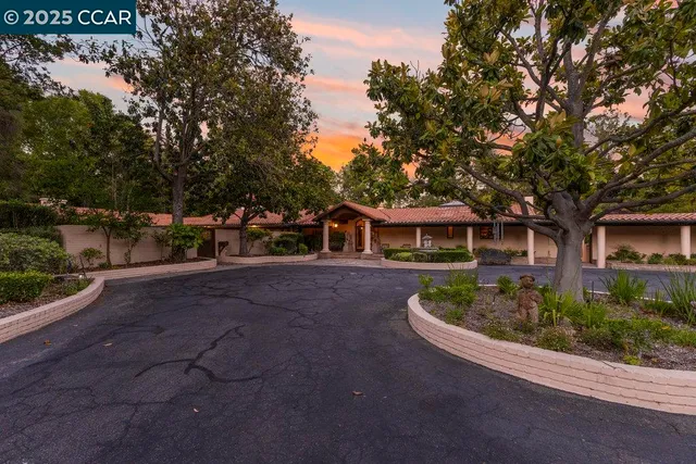 $6,250,000 | 940 Reliez Station Lane, Lafayette, CA 94549