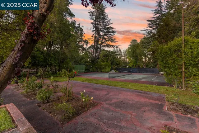 $6,250,000 | 940 Reliez Station Lane, Lafayette, CA 94549