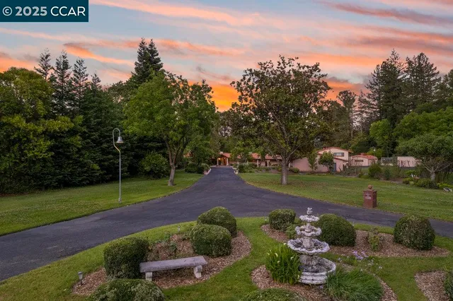 $6,250,000 | 940 Reliez Station Lane, Lafayette, CA 94549