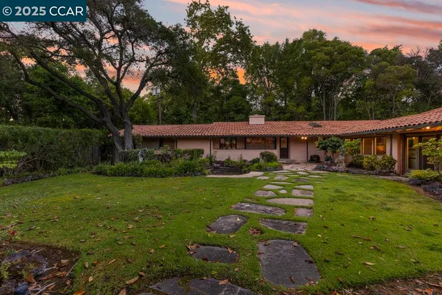 $6,250,000 | 940 Reliez Station Lane, Lafayette, CA 94549