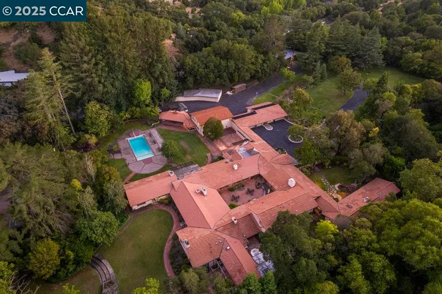 $6,250,000 | 940 Reliez Station Lane, Lafayette, CA 94549