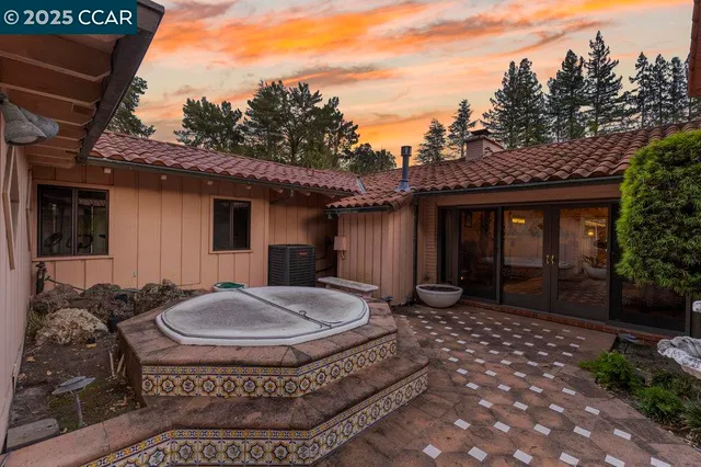 $6,250,000 | 940 Reliez Station Lane, Lafayette, CA 94549