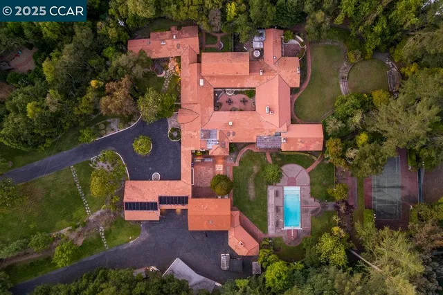 $6,250,000 | 940 Reliez Station Lane, Lafayette, CA 94549