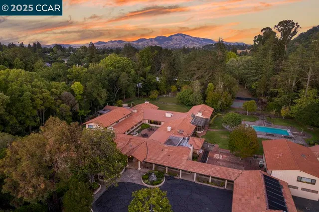 $6,250,000 | 940 Reliez Station Lane, Lafayette, CA 94549
