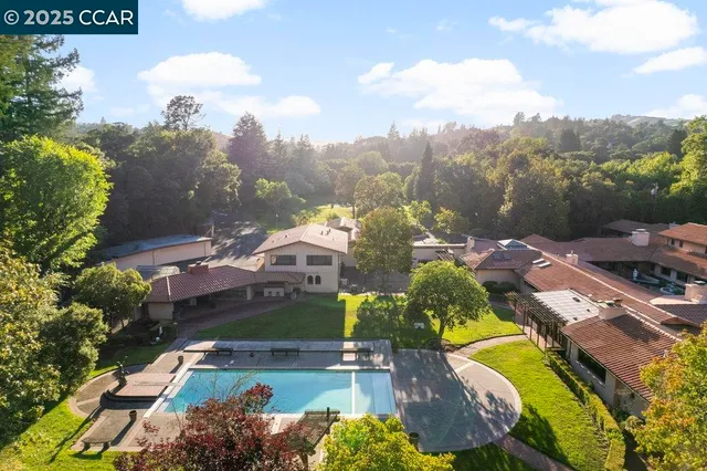 $6,250,000 | 940 Reliez Station Lane, Lafayette, CA 94549