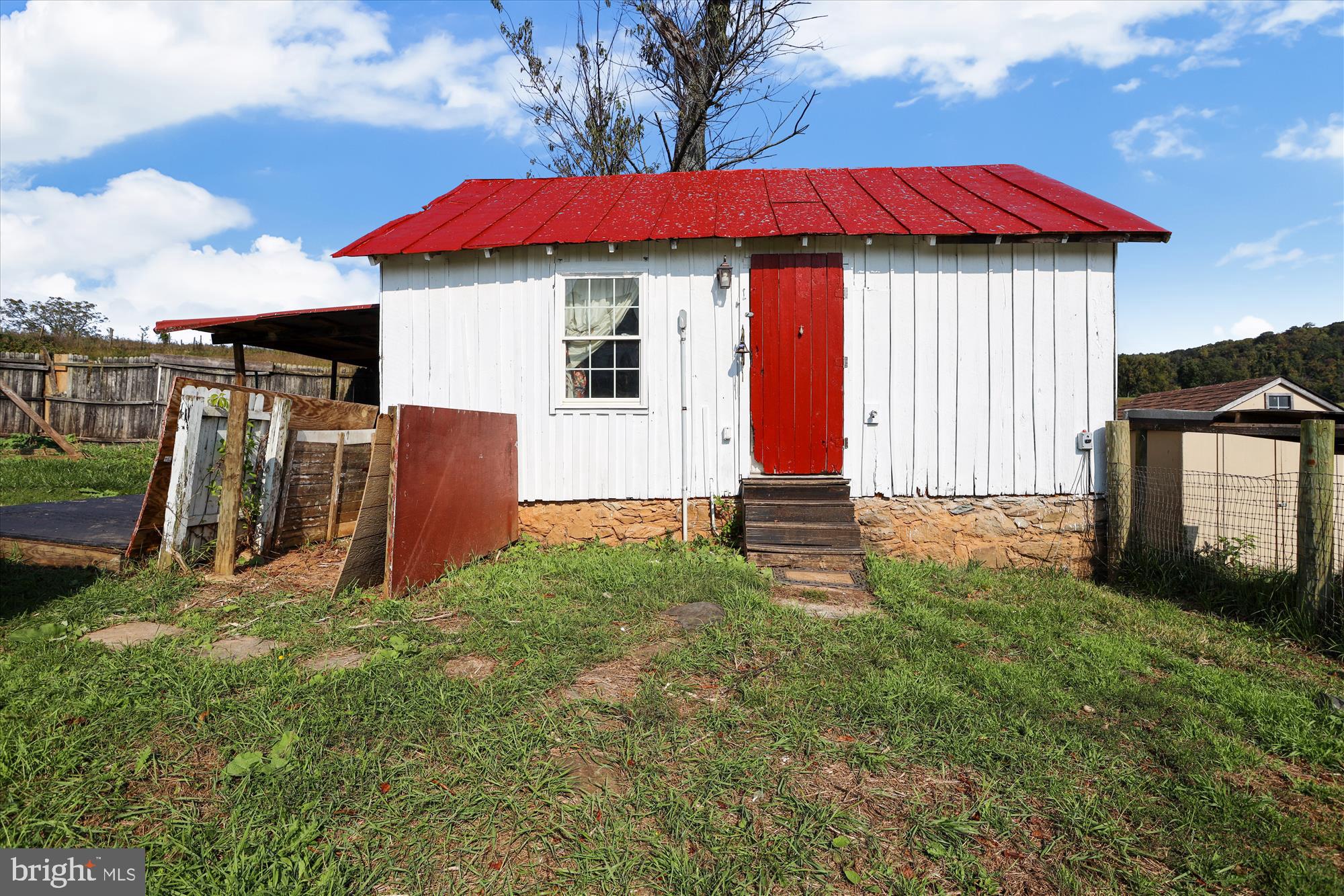 1037 Gap Run Road Paris, VA 20130 - Photo 25 of 35 Gallery Image 25
