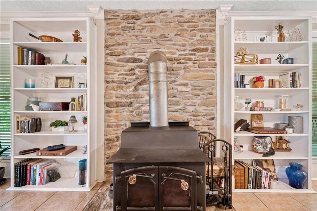 1008 River Estates Road Cleveland, GA 30528 - Photo 13 of 37 a view of a living room with shelf
