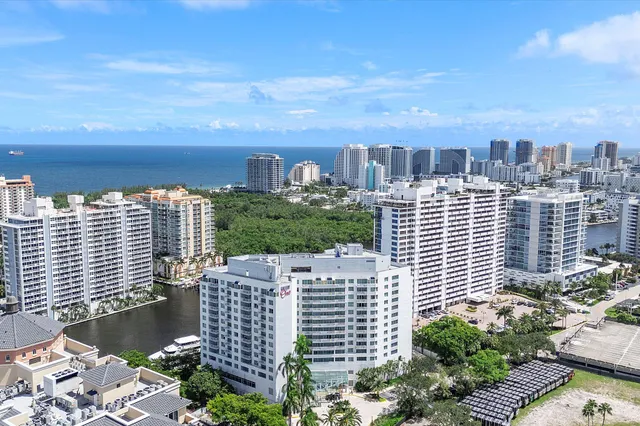 $320,000 | 2670 East Sunrise Boulevard, Unit 409, Fort Lauderdale, FL 33304