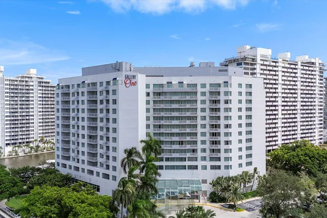 $320,000 | 2670 East Sunrise Boulevard, Unit 409, Fort Lauderdale, FL 33304