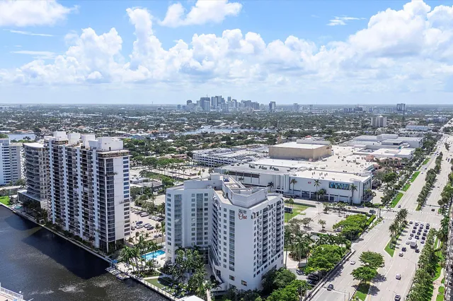 $320,000 | 2670 East Sunrise Boulevard, Unit 409, Fort Lauderdale, FL 33304