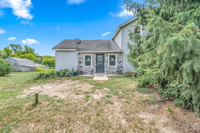 $209,900 | 5411 Lilac Road, Reading, MI 49274