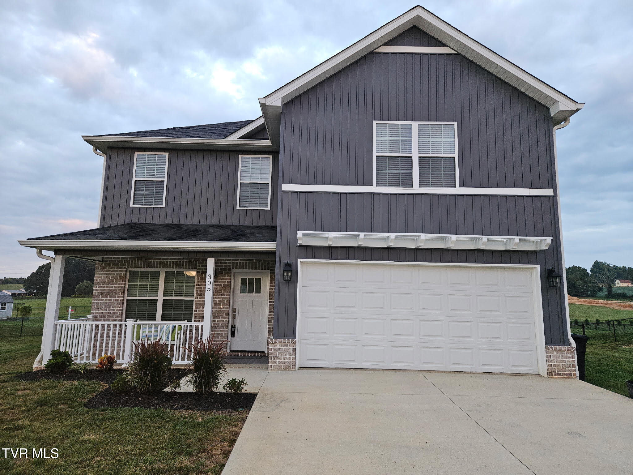305 Greenwood Road Afton, TN 37616 - Photo 1 of 53 pfauth 2