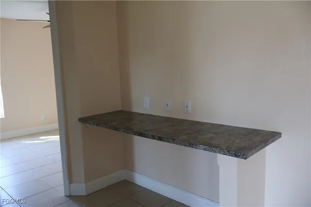 $1,800 | 3805 22nd Street Southwest, Lehigh Acres, FL 33976