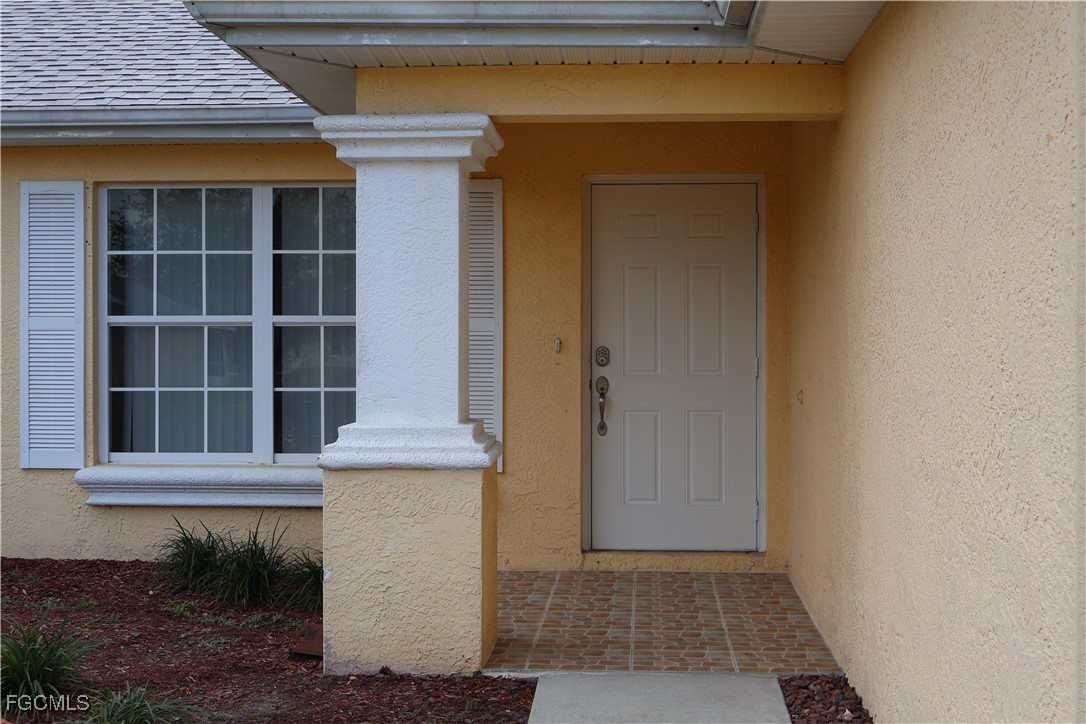 3805 22nd Street Southwest Lehigh Acres, FL 33976 - Photo 3 of 26