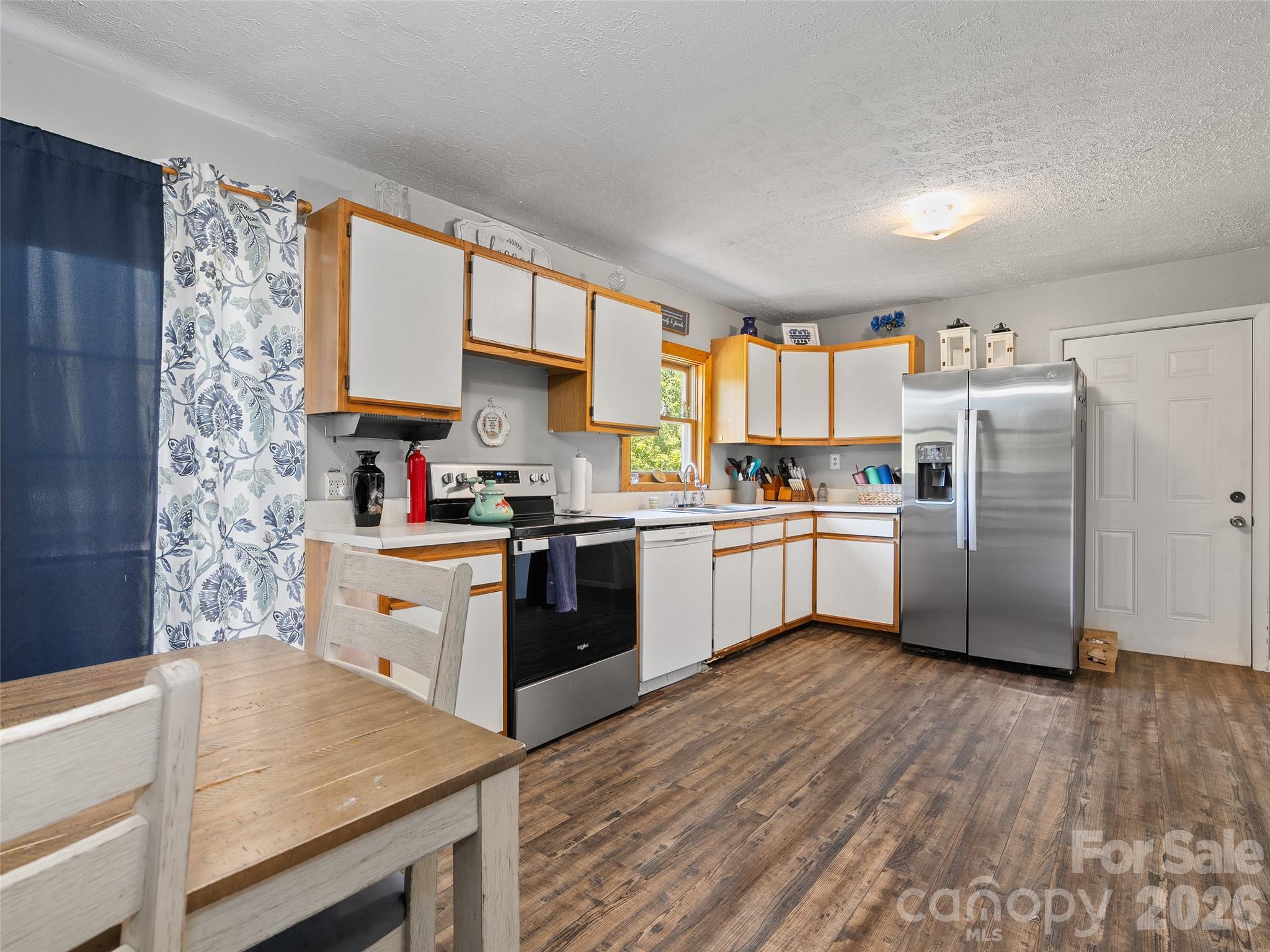 1121 North Canton Road Canton, NC 28716 - Photo 8 of 20