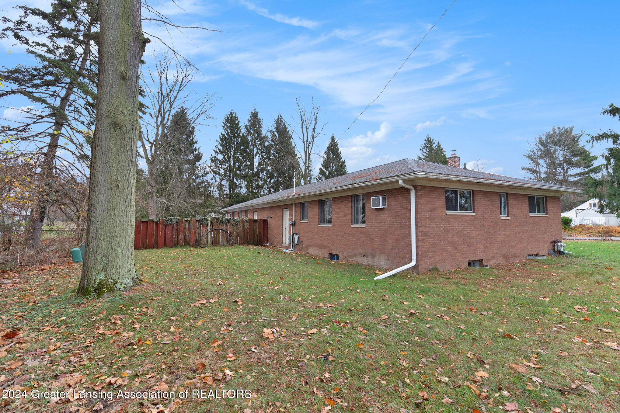 2411 Forest Road Lansing, MI 48910 - Photo 22 of 26 21