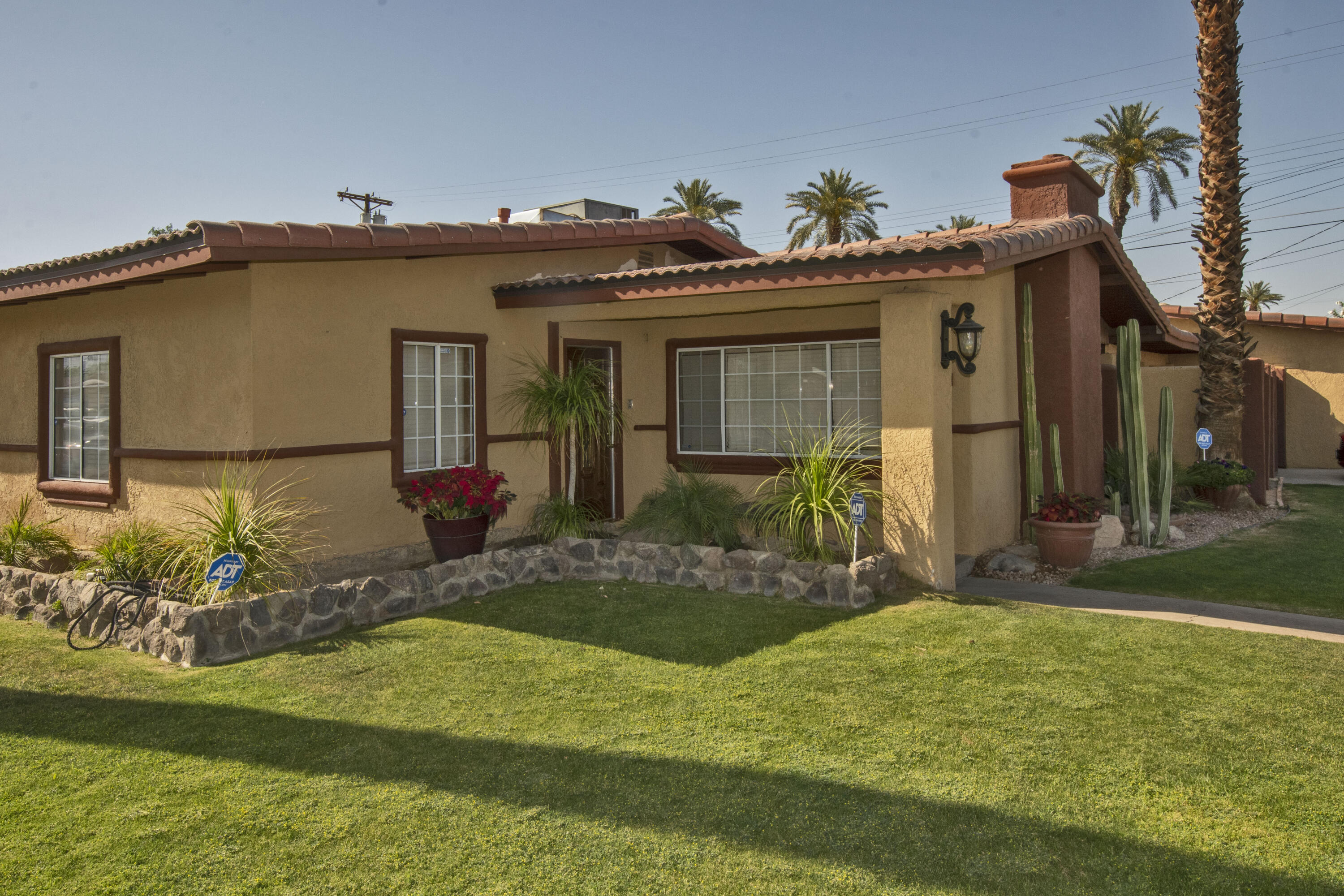 82154 Santa Rosa Avenue Indio, CA 92201 - Photo 2 of 19 4DEFAB0B-5C89-4D07-AEFC-F6DD3B21EB6E