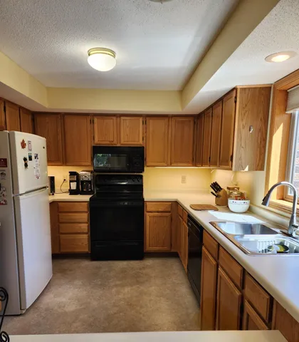 $155,000 | 520 5th Street Southwest, Unit 219, Willmar, MN 56201