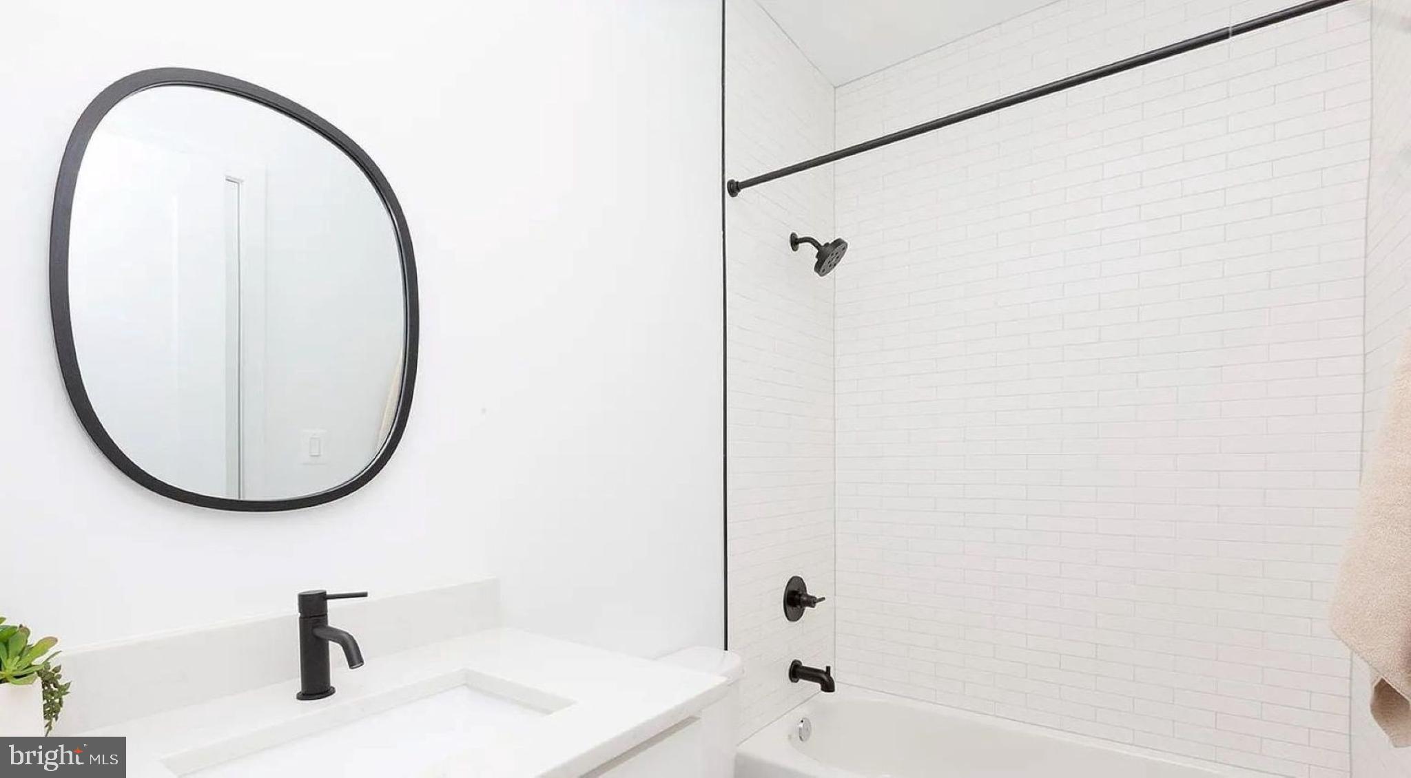 1709 Fleet Street, Unit 102 Baltimore, MD 21231 - Photo 11 of 13 Bathroom - Model Home