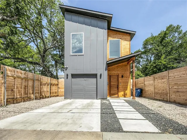 $2,745 | 2814 Chicago Street, Dallas, TX 75212