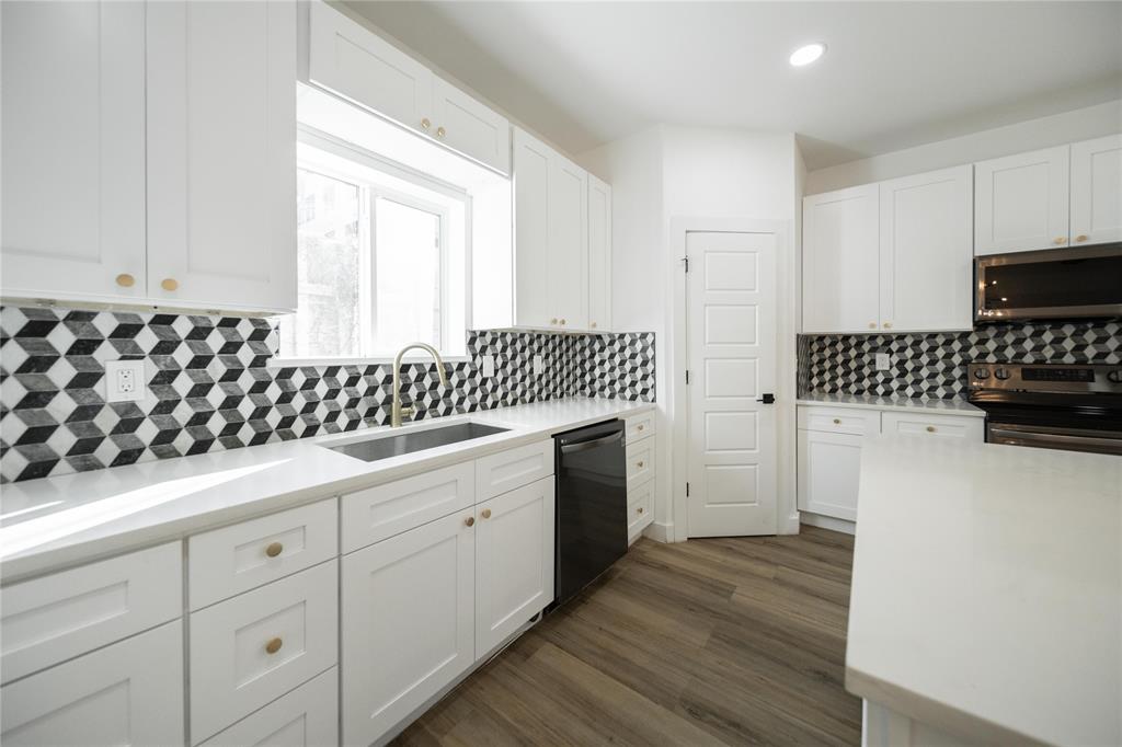 2814 Chicago Street Dallas, TX 75212 - Photo 10 of 31