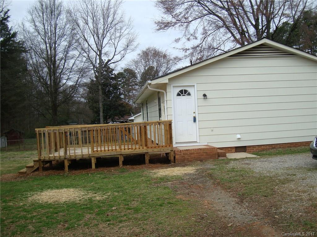 3921 David Cox Road Charlotte, NC 28269 - Photo 2 of 7 Gallery Image 2