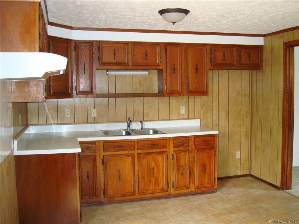 3921 David Cox Road Charlotte, NC 28269 - Photo 5 of 7 Gallery Image 5