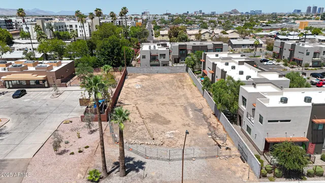 $699,000 | 1272 South Price Road, Unit 80, Tempe, AZ 85281