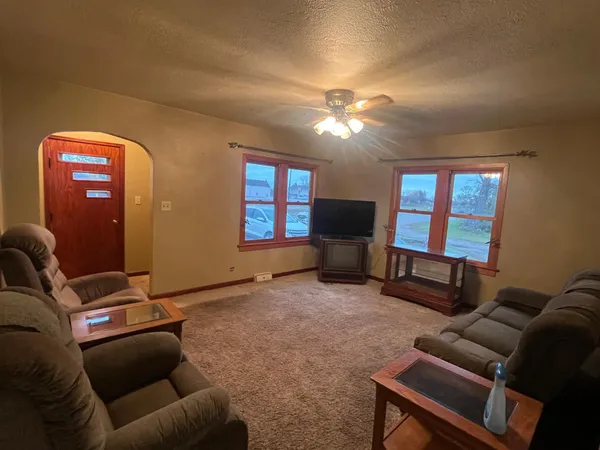 $89,900 | 310 1st Street South, Mentor, MN 56736