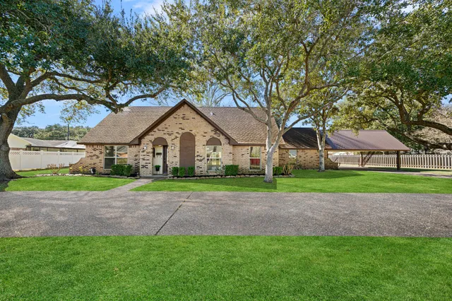 $315,000 | 1412 Briar Lane, Wharton, TX 77488
