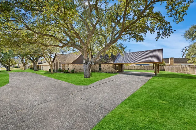 $315,000 | 1412 Briar Lane, Wharton, TX 77488