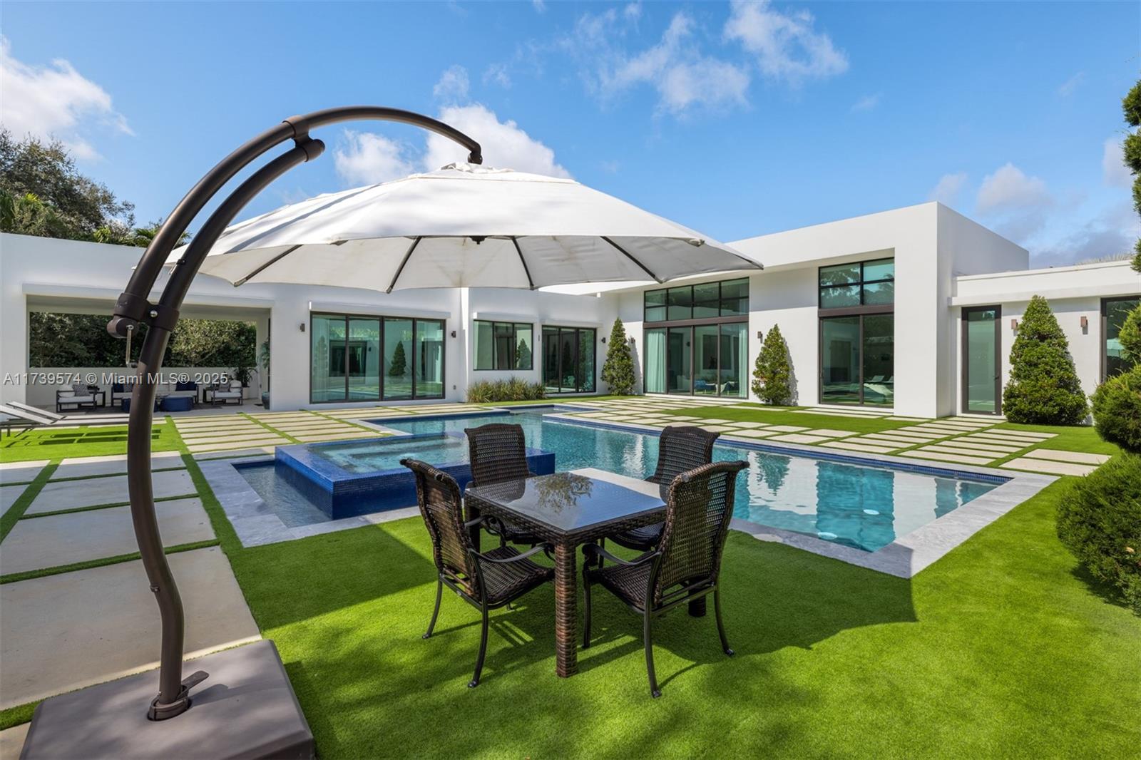 6830 Southwest 104th Street Pinecrest, FL 33156 - Photo 40 of 59