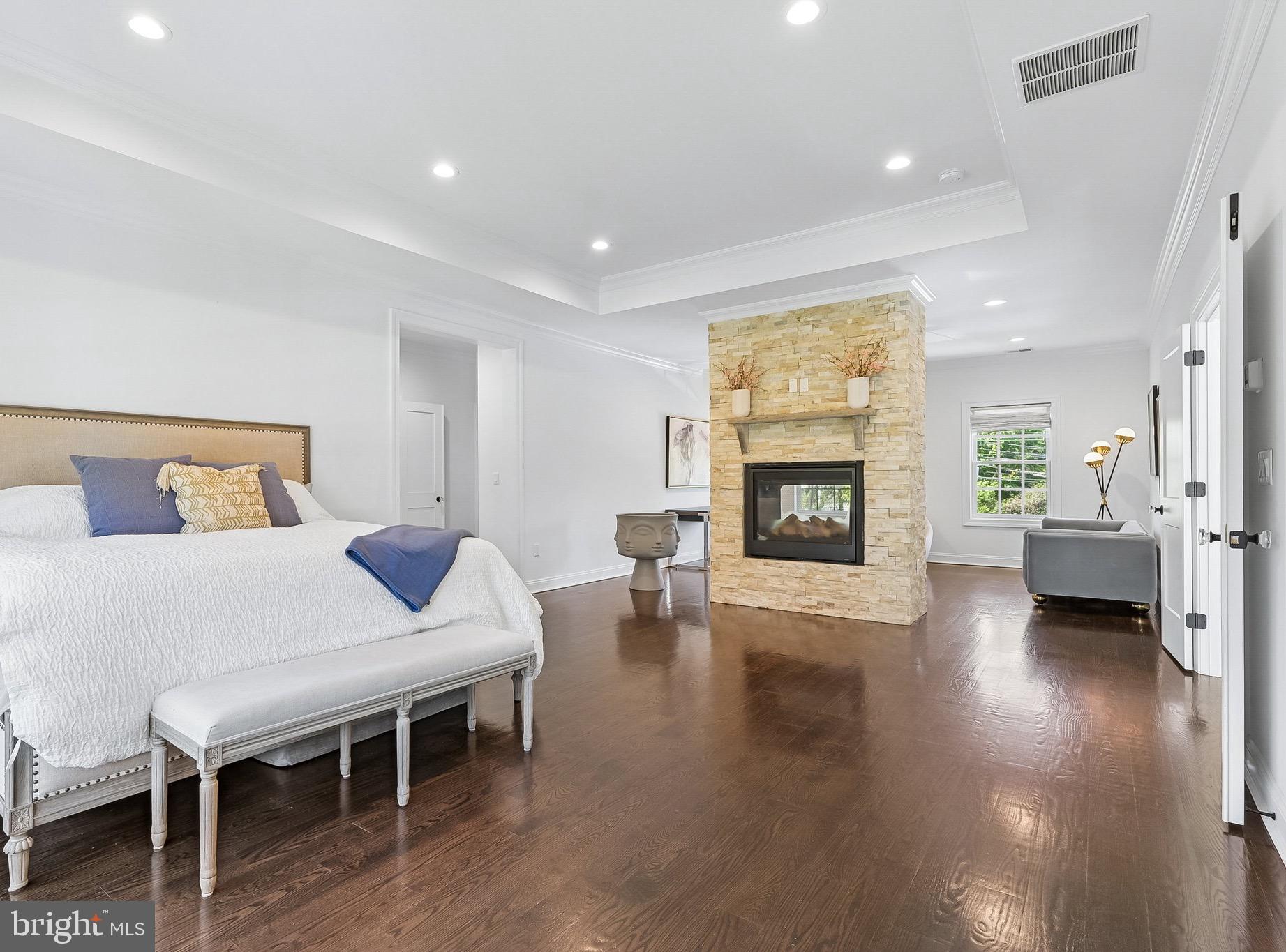 215 Elm Road Princeton, NJ 08540 - Photo 24 of 47 Primary Suite