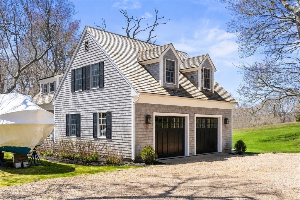 23 Beetle Swamp Road Edgartown, MA 02539 - Photo 35 of 40