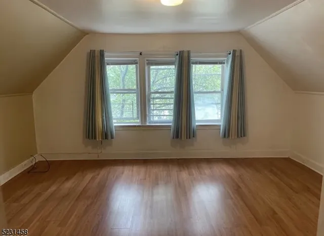 $1,500 | 11 Carteret Street, Newark, NJ 07104