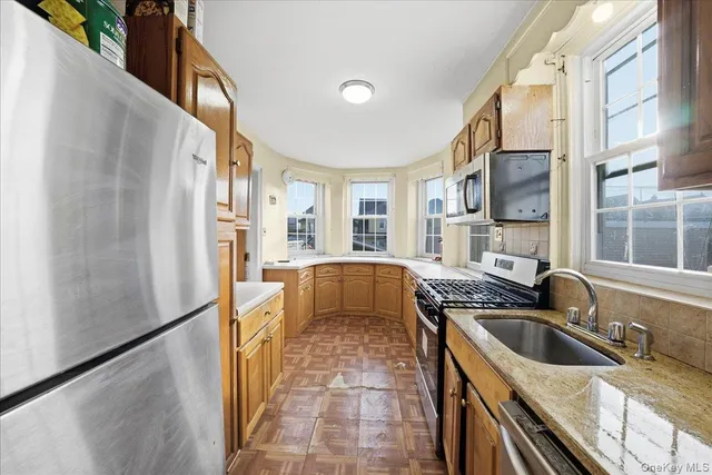 $1,150,000 | 139-72 86th Road | Briarwood