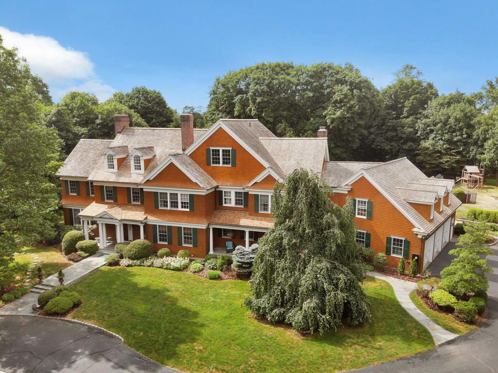 front view of house with a yard