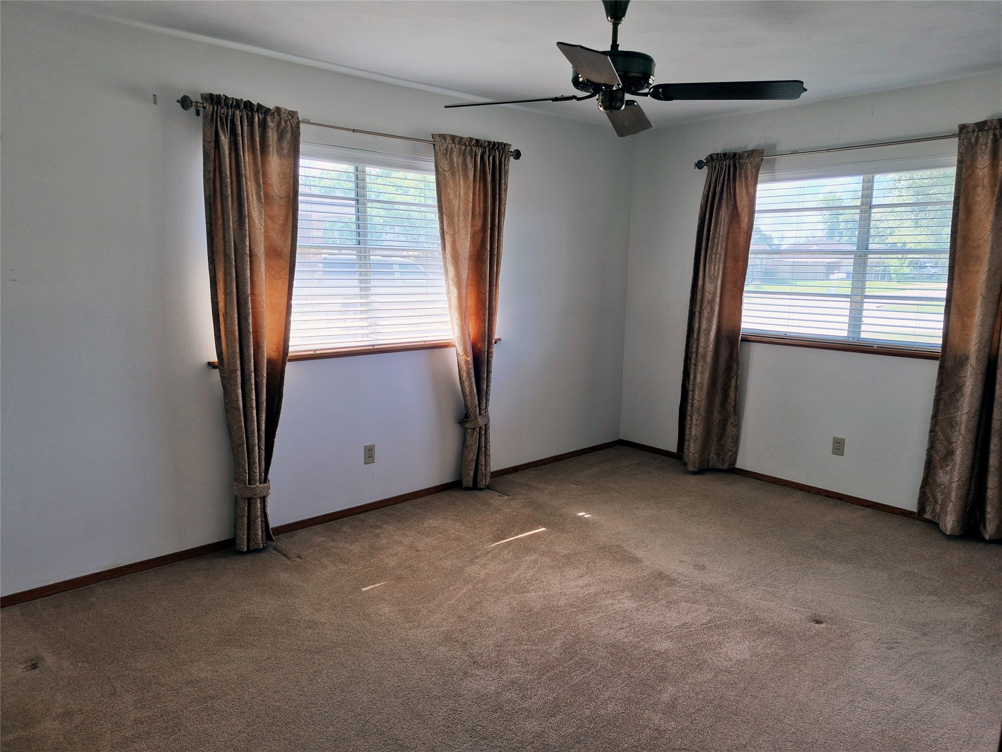 613 Southside Drive Angleton, TX 77515 - Photo 20 of 41